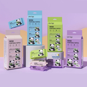 Lingettes humides pour bébé en format voyage, marque privée OEM, 100% végétales, 99,5% d'eau, adaptées aux peaux sensibles, lot de 8, 64 lingettes - Product Image 4