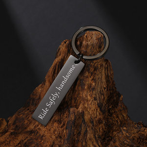 Llavero de Acero Inoxidable de Lujo con Grabado Láser Personalizado con Logotipo, Resistente al Agua y Ligero, Venta al Por Mayor - Product Image 2
