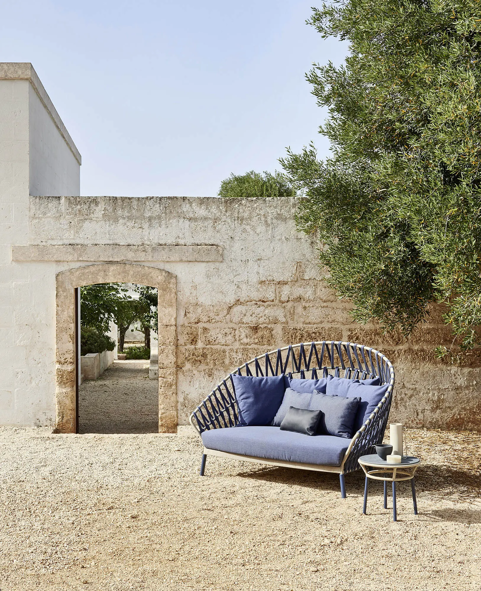 Cama de descanso al aire libre Popular, muebles de jardín, sofá de jardín al aire libre, cama de día tejida de aluminio