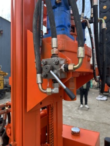 HR-200C 200m Crawler gắn DIESEL DTH nước giếng khoan giàn khoan máy khoan quay giàn khoan với động cơ bơm động cơ thành phần cốt lõi - Product Image 6