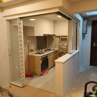 Porte coulissante à cadre étroit, séparateurs d'espace pour salle de bain, rail caché, mur de rideau, verre miroir fumé, armoire de cuisine, portes de luxe