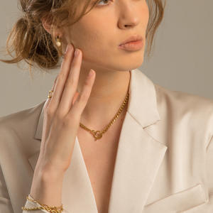 قلادة فاخرة تصميم محراب بحس متقدم قلادة مزاجية - Product Image 4