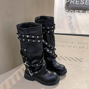 Nouvelles <span class=keywords><strong>Bottes</strong></span> <span class=keywords><strong>en</strong></span> Jean Hiver Automne 2026 pour Femmes, Rétro Marron avec Boutons, Bout Rond, Montantes au Genou - Product Image 3