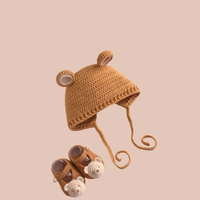 Kit de Ganchillo DIY de J.M Fashion para Principiantes, Conjunto de Gorro y Zapatos con Orejas de Oso, Paquete de Materiales para Tejer a Mano con Tutorial en Video