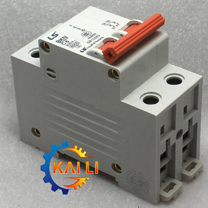 Interruptor de Circuito en Miniatura LeGrand 002602, Montaje en Riel, Protección Contra Sobrecarga, Carcasa de Plástico de Bajo Voltaje - Product Image 1