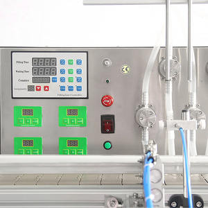 Máquina de llenado automática de cuatro cabezales con bomba magnética de 220V de alta precisión para botellas de líquidos - Product Image 2