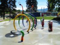 Mini pistolet à eau de piscine pour enfants en plein air intérieur PE et canon de pluie en métal arroseur amusant avec parapluie pour un usage domestique