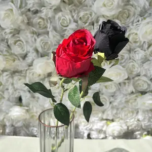 꽃 공급 업체 저렴한 인공 꽃 불가리아 장미 테이블 꽃병 웨딩 장식 인공 장미 줄기 꽃