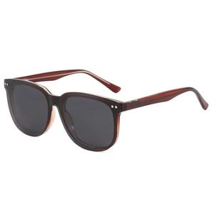 Nuevas gafas de sol magnéticas con clip TR90 polarizadas UV400 para hombres y mujeres, protección solar, pesca, viajes, conducción, atuendos de moda. - Product Image 1