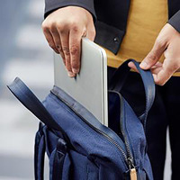 Nouveau sac à dos élégant et décontracté en PU pour ordinateur portable, sac de voyage et d'affaires, sac de sport et de gym, capacité de 36-55L avec tissu résistant à l'eau