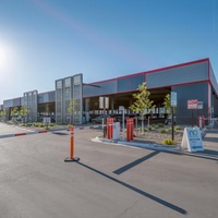 Structure de bâtiment préfabriqué moderne en acier pour parking, station-service métallique, centre commercial léger et économique, certifié CWB