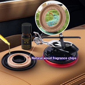 Profumo creativo per elicottero rotante a energia solare deodorante personalizzato per auto piccola Joe con fette profumate in legno - Product Image 3