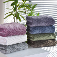 Plaid moderne de luxe personnalisé en flanelle tricotée jacquard à motif ananas et carreaux, doux, en polaire corail, pour l'hiver et la maison