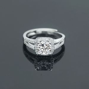 Bague de mariage de luxe plaquée argent pour femme, double rangée de diamants Moissanite carrés étincelants, bague de fiançailles en zircon - Product Image 2