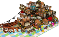 Nannan Grand équipement commercial de haute qualité pour enfants Tunnel de terrain de jeu intérieur Bateau de pirate en plastique Parc d'aventure pour tout-petits