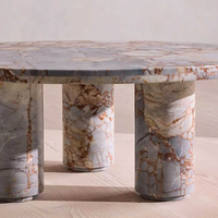 Table basse ronde en marbre Dream Home, trois pieds cylindriques en pierre, plateau en marbre naturel breccié, table de salon moderne