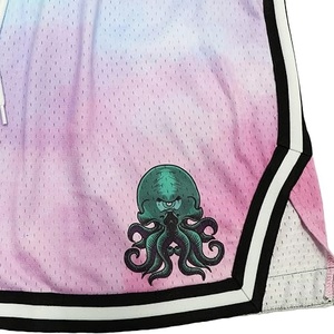 Shorts de basketball personnalisés OEM par sublimation, 100 % polyester, maille respirante, séchage rapide, athlétiques, avec cordon élastique, vente en gros - Product Image 4