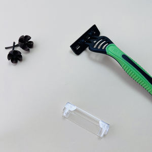 <span class=keywords><strong>Mango</strong></span> de goma de afeitar curvo de 3 cuchillas de acero inoxidable para hombres con diseño de espalda abierta - Product Image 2