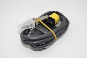 YC24F4-C 原装玉柴发动机配件卡车发动机部件氮氧化物传感器 - Product Image 3