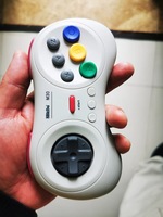 Control Inalámbrico 8Bitdo M30 BT para Switch, Windows y Android, Diseño de 6 Botones para Juegos Clásicos de SEGA (Blanco)