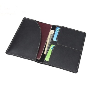 Porte-<span class=keywords><strong>passeport</strong></span> en cuir <span class=keywords><strong>personnalisé</strong></span> à prix avantageux avec emplacements pour cartes, housse de <span class=keywords><strong>passeport</strong></span> souple pour les voyages - Product Image 3