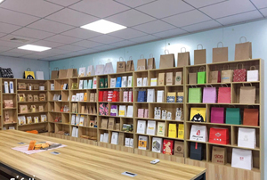 16oz 12oz Disposable U Shape Round Bottom <b>Plastic</b> Drink <b>Cups</b> Custom with Sip Lids for Coffee Dessert - Product Image 6