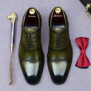 Chaussures habillées de luxe en cuir lisse à bout pointu pour hommes, nouveau design 2026, chaussures de créateur en cuir de luxe pour hommes - Product Image 6