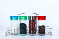 Bocaux en verre ronds de 100 ml de qualité alimentaire pour poivre, sucre et épices avec logo personnalisé, bouchons à vis en plastique et en aluminium