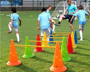 Cono di allenamento per agilità da 38 cm da 15 pollici con foro per l'allenamento della squadra di calcio Hockey su calcio - Product Image 2