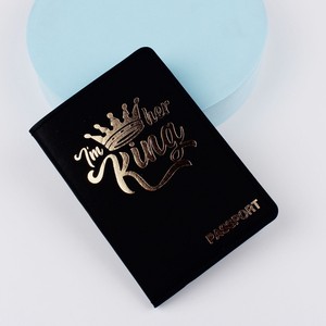 Funda para pasaporte de viaje, modelo de pareja encantadora, para avión - Product Image 6