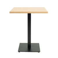 Table basse moderne carrée en HPL durable avec base en métal robuste pour bistrots, hôtels, fermes et usage extérieur