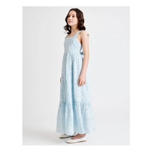 Robe d'été en coton pour filles, mignonne et confortable, avec des éléments décoratifs tendance, tissu doux, parfait pour les jeux, les voyages et les occasions décontractées - Product Image 1