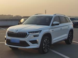 Guazi 2023 Stock <span class=keywords><strong>Skoda</strong></span> Kodiaq GT 2.0T 4WD Haute Performance <span class=keywords><strong>SUV</strong></span> Moyen 5 Places Faible Consommation de Carburant État Neuf Volant à Gauche - Product Image 3
