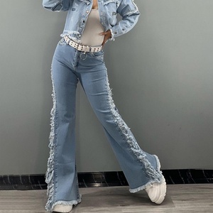 กางเกงยีนส์ทรงสกินนี่ขาบานผ้าฝ้ายเนื้อนุ่มแบบฉีกข้างสีไลท์วอชสำหรับผู้หญิง - Product Image 1