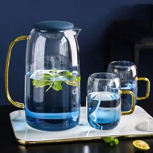 Borosilicate Glass Pitcher với Silicone nắp và màu sắc đẹp Glass Pitcher làm bằng tay miệng thổi từ Trung Quốc Nhà cung cấp