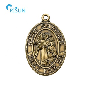 Collier personnalisé avec pendentif religieux Saint Raphaël l'Archange, médaille, médaillon, médaille personnalisée de Saint Raphaël - Product Image 3