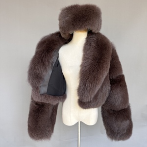 <span class=keywords><strong>Cappotto</strong></span> in <span class=keywords><strong>Pelliccia</strong></span> di Volpe <span class=keywords><strong>Marrone</strong></span> con Ampi Revers <span class=keywords><strong>Cappotto</strong></span> Invernale da Donna con Fascia per Capelli Stile Elegante da Signora - Product Image 6