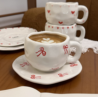Juego de Tazas de Cerámica Rusas Bonitas en Oferta, Diseño de Flores y Corazones de Cereza, Taza de Café con Platillo, Vajilla de Regalo para el Hogar y la Cocina