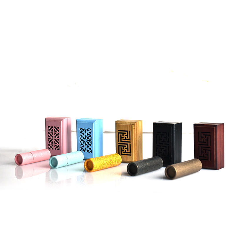 มีสีสัน