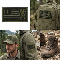 En gros, Patch brodé style outdoor, motif Bigfoot Tree Flag, badge brodé personnalisé, applique thermocollante pour vêtements, sacs et chapeaux