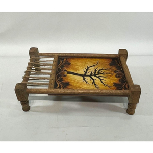 Plateau de service en bois artisanal, design élégant et fonctionnel - Product Image 1