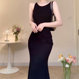 <span class=keywords><strong>เด</strong></span><span class=keywords><strong>รส</strong></span>สายเดี่ยวถักนิตติ้งหรูหราสำหรับผู้หญิง ฤดูใบไม้ผลิ/ฤดูร้อน ทรงเข้ารูป กระโปรงยาวคลุมเข่า ผ้าไหมน้ำแข็งเนื้อนุ่มพิเศษ - Product Image 5