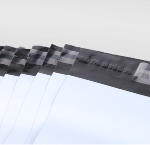 Bolsas de transporte de ropa populares hechas a pedido Bolsas de paquete de grosor y tamaños seleccionables compatibles con impresión a doble cara - Product Image 2