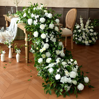 Composition florale artificielle blanche et verte romantique de taille moyenne pour mariage, avec rhododendrons et delphiniums en soie, pour décoration de table et toile de fond.
