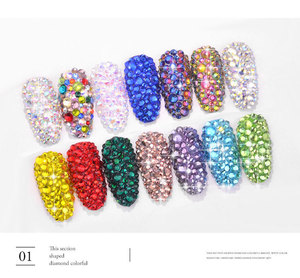 Decoraciones para Uñas, Accesorios de Diferentes Tamaños y Formas, Piedras de Cristal Transparentes AB con Reverso Plano, SS6-SS20 - Product Image 1