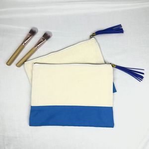 Wholesale Eco Canvas Makeup <b>Toiletry</b> <b>Bag</b> Custom Cotton Canvas Cosmetic <b>Bag</b> Washable Zipper Makeup Pouch With Logo Printing - Product Image 5