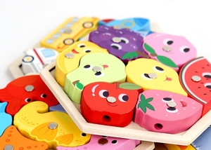 Juguete Montessori 3 en 1 de Madera: Tablero de Actividades, Rompecabezas de Pesca, Bloques y Formas, Juguete de Enhebrar con Certificación CE para Niños de 3 a 4 Años - Product Image 3