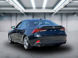 2020 IS 300 AWD 4 ประตู ซีดาน พวงมาลัยซ้าย เบาะหนัง สตาร์ทเครื่องยนต์ด้วยรีโมท วิทยุ เบาะคนขับปรับไฟฟ้า กล้องมองหลัง - Product Image 4