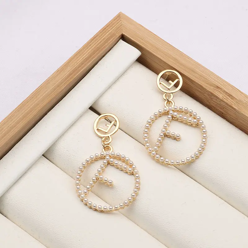 Nieuwe Mode Letter F Earings Designer Merk Franse Stijl Parel Oorbellen Geometrische Cirkel Voor Vrouwen Sieraden Accessoires