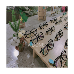 แว่นสายตาแบบแท่งโชว์แว่นกันแดดทำจากไม้ดีไซน์ภายในร้านทำจากไม้เคลือบแล็กเกอร์เคลือบสีตามสั่ง - Product Image 4